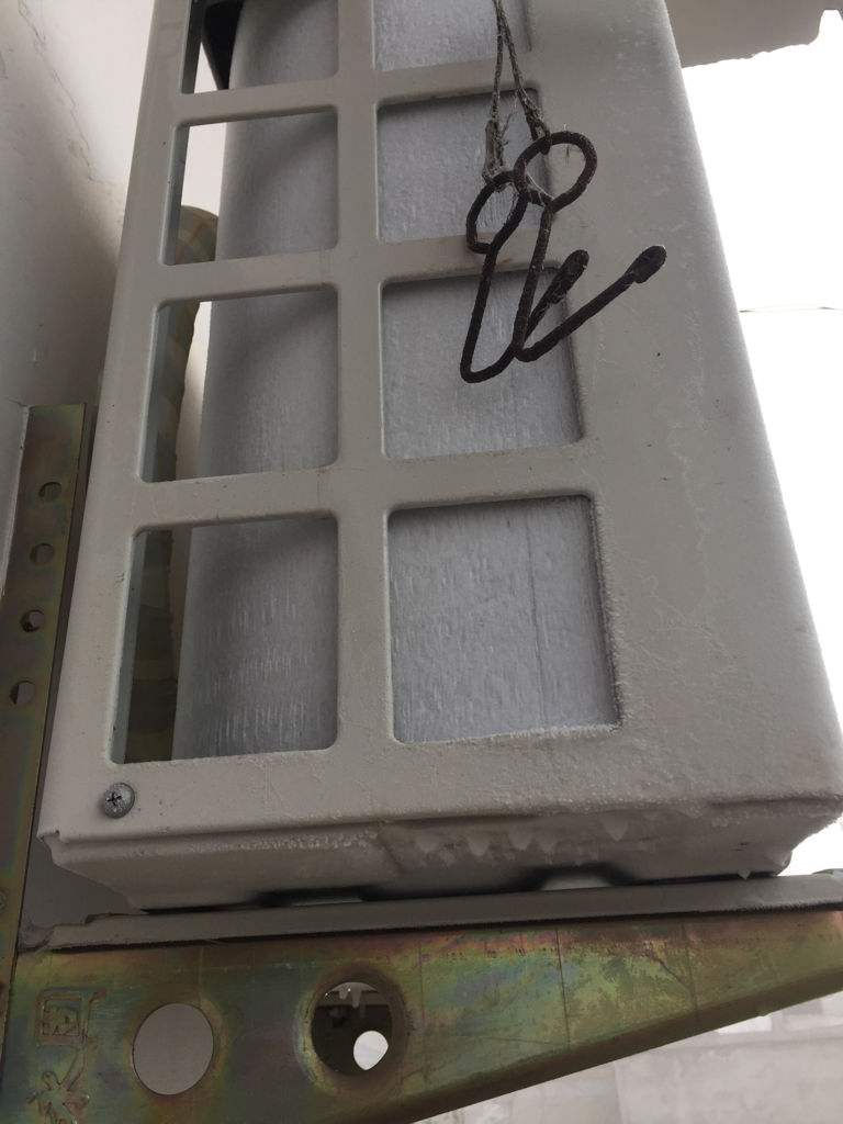 空调制热时外机结霜是什么原因