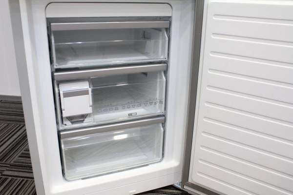 冰箱冷冻室严重结冰如何解决,先检查下这些地方