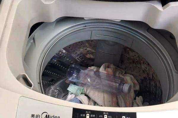 lg滚筒洗衣机洗衣液放在哪个盒子里,这种解决方法值得收藏